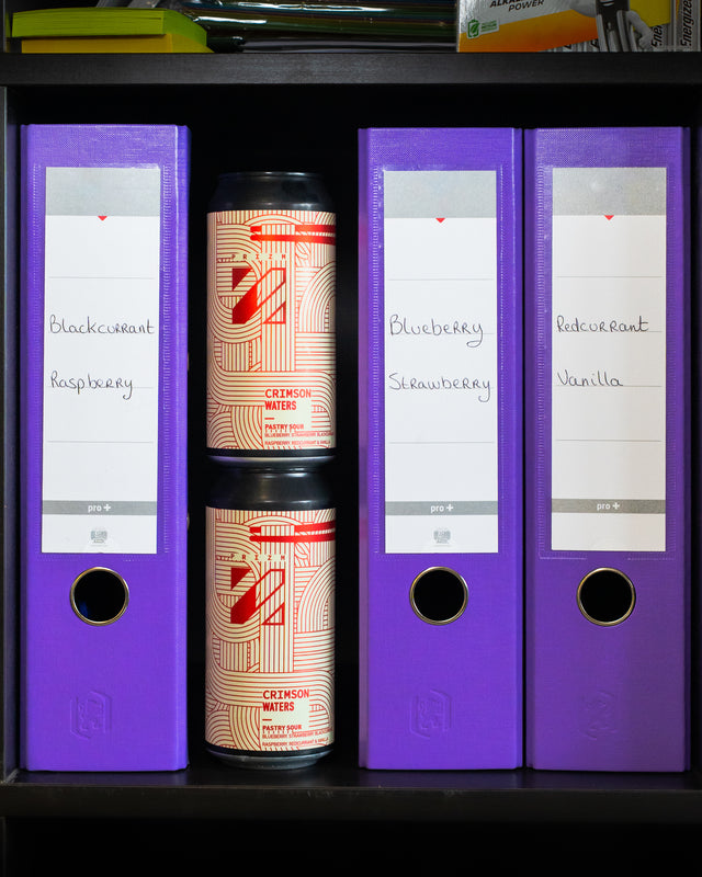 CRIMSON WATERS (Pastry Sour) - Myrtille • Fraise • Cassis • Framboise • Groseille rouge • Vanille • Lactose - 6%