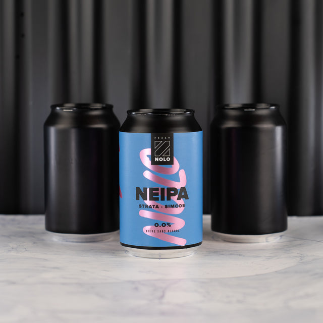Bière sans alcool NEIPA brasée aux houblons Strat et Simcoe. Au verre gout de fruits tropicaux, pamplemousse, fruit de la passion.