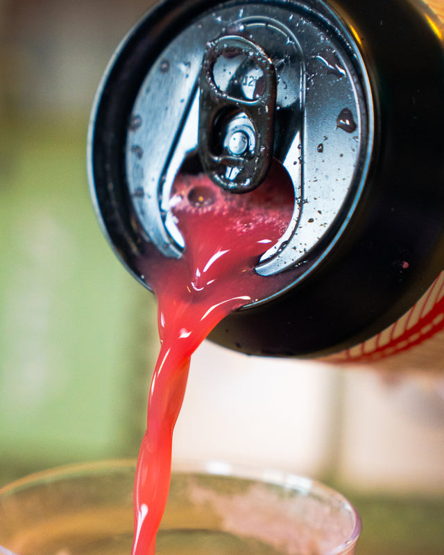 CRIMSON WATERS (Pastry Sour) - Myrtille • Fraise • Cassis • Framboise • Groseille rouge • Vanille • Lactose - 6%