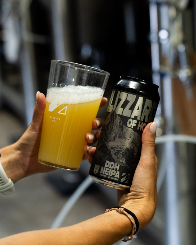 BLIZZARD OF HOPS (DDH NEIPA)  - Galaxy • Vic Secret  - 6%